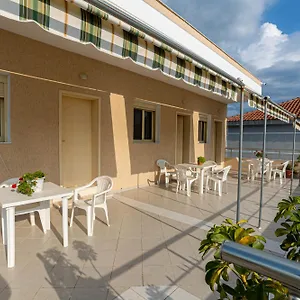 Apartment Vila B&e, Vlore